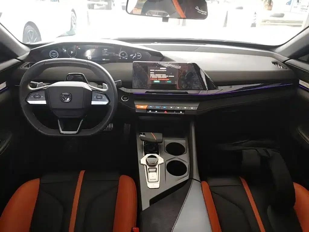 Changan UNI-V 2024 1.5T Premium Sport — миниатюра 10