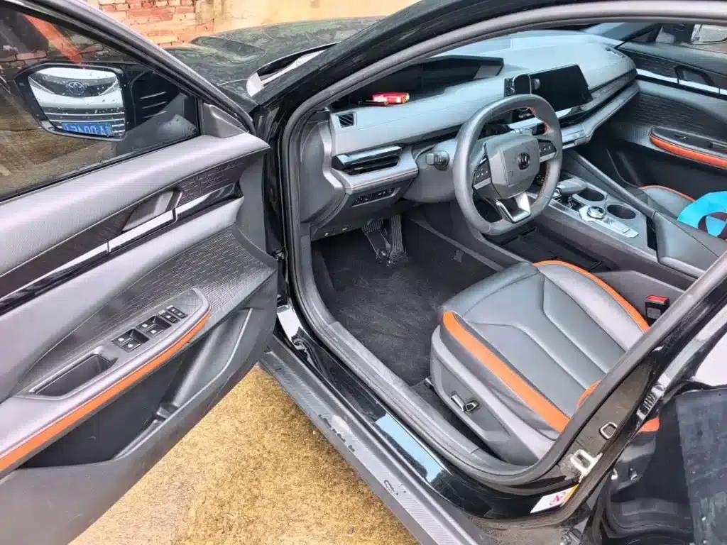 Changan UNI-V 2023 1.5T Premium Edition — миниатюра 16