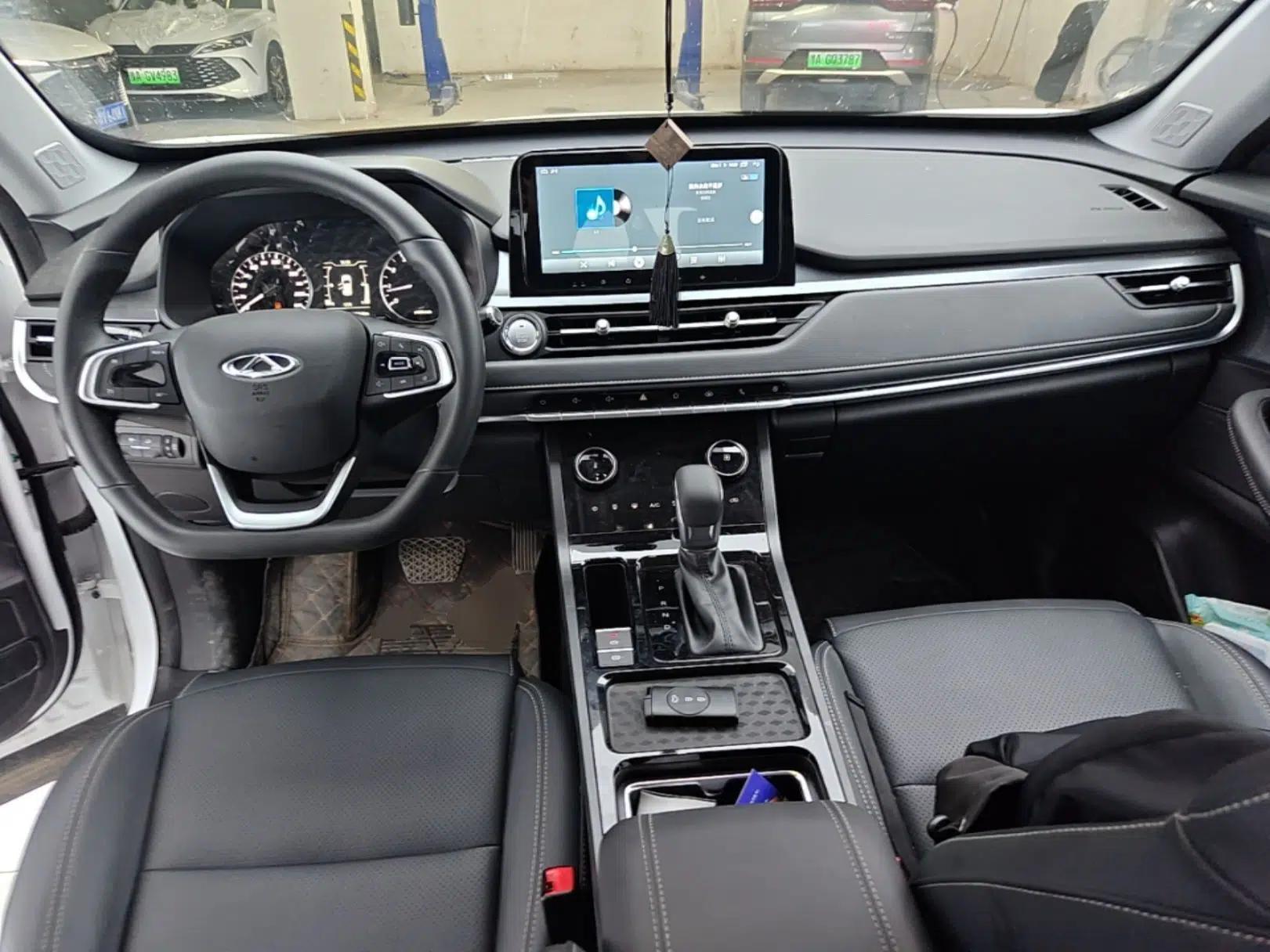 Chery Tiggo 5x 2025 1.5L CVT Excellence Edition — миниатюра 12