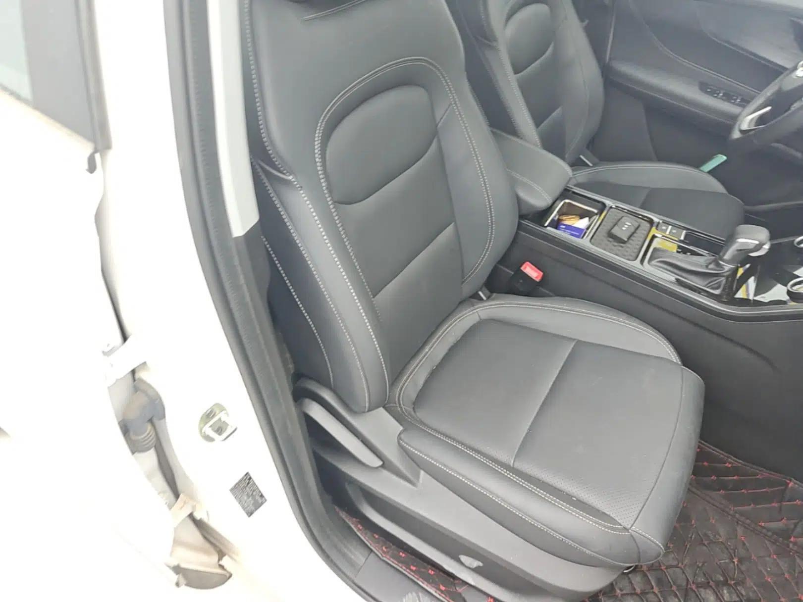 Chery Tiggo 5x 2025 1.5L CVT Excellence Edition — миниатюра 19