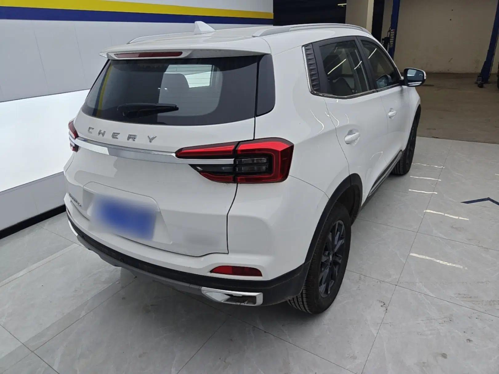 Chery Tiggo 5x 2025 1.5L CVT Excellence Edition — миниатюра 6