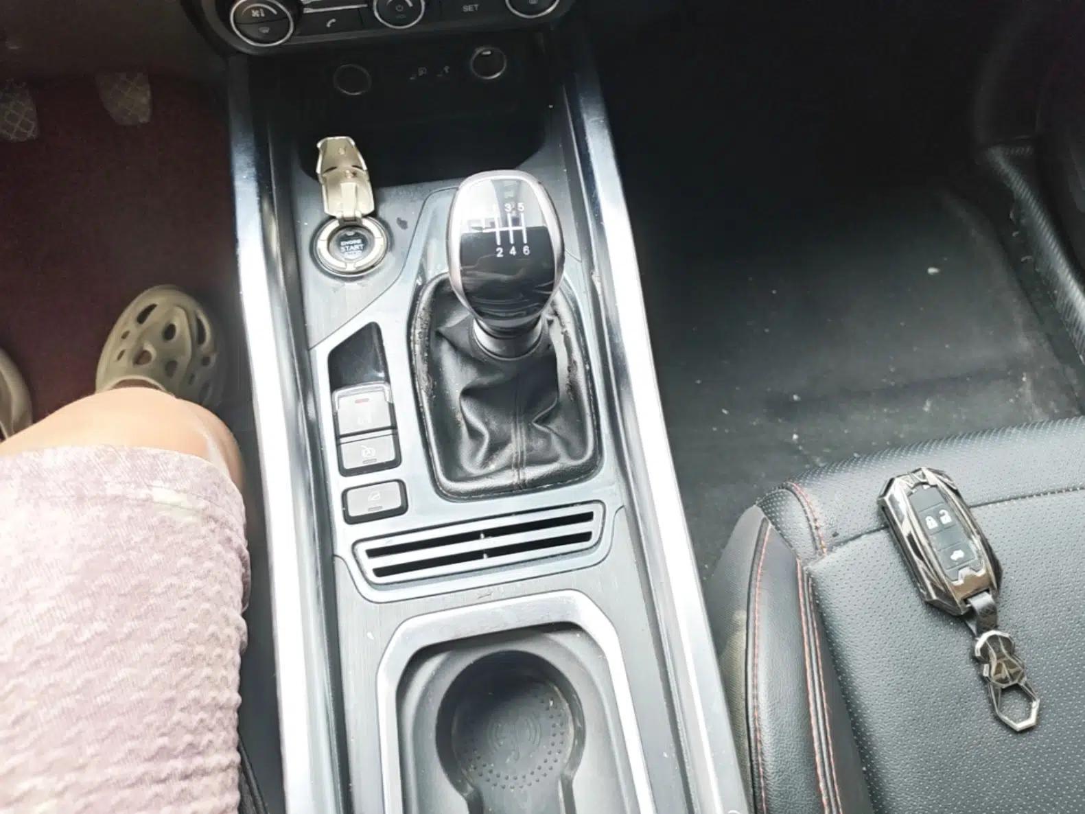 Chery Tiggo 5x 2017 1.5T Manual Elite Model — миниатюра 16
