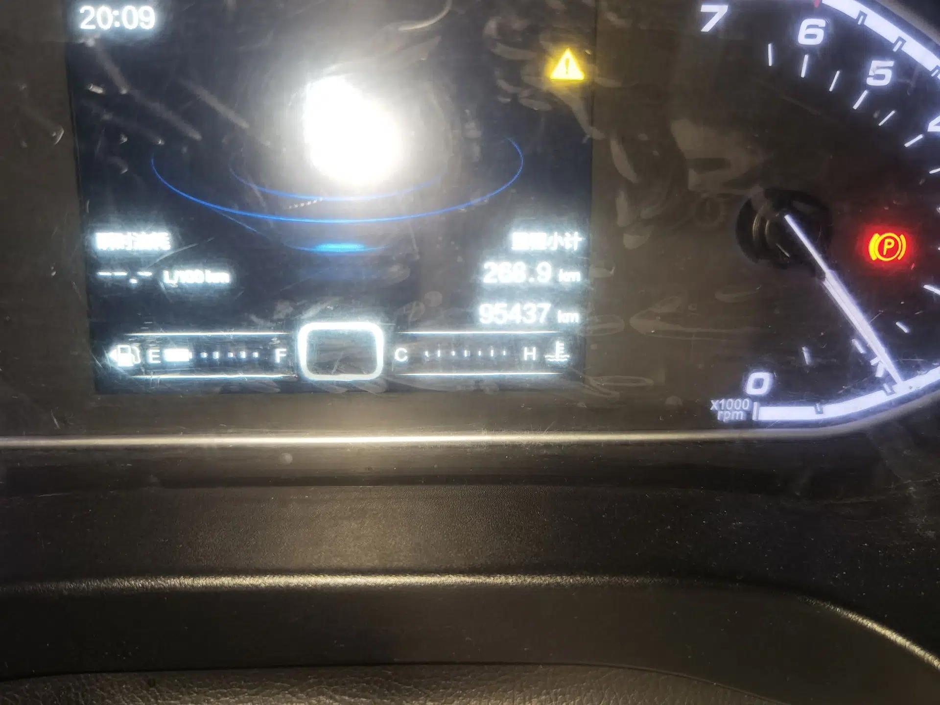 Chery Tiggo 5x 2017 1.5T Manual Elite Model — миниатюра 12