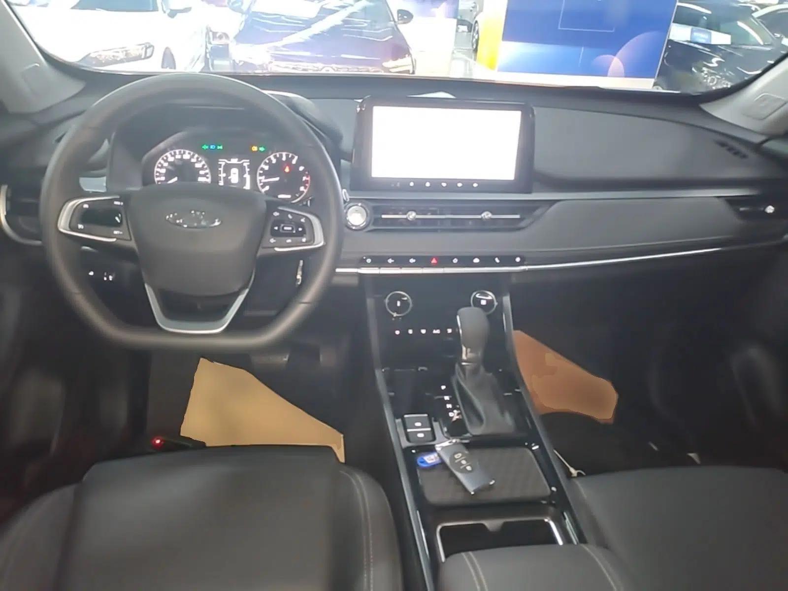 Chery Tiggo 5x 2025 1.5L CVT Excellence Edition — миниатюра 12