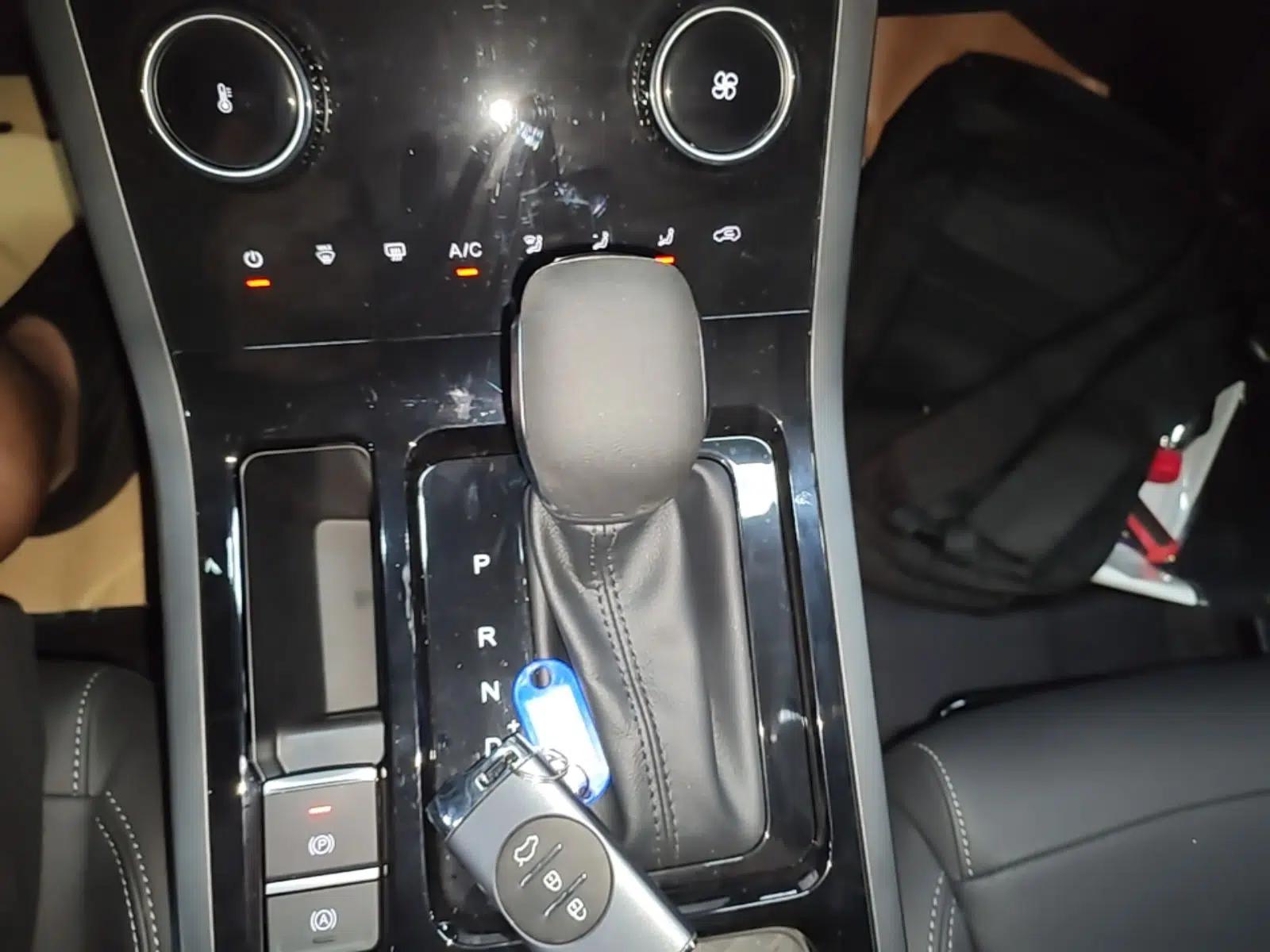 Chery Tiggo 5x 2025 1.5L CVT Excellence Edition — миниатюра 16