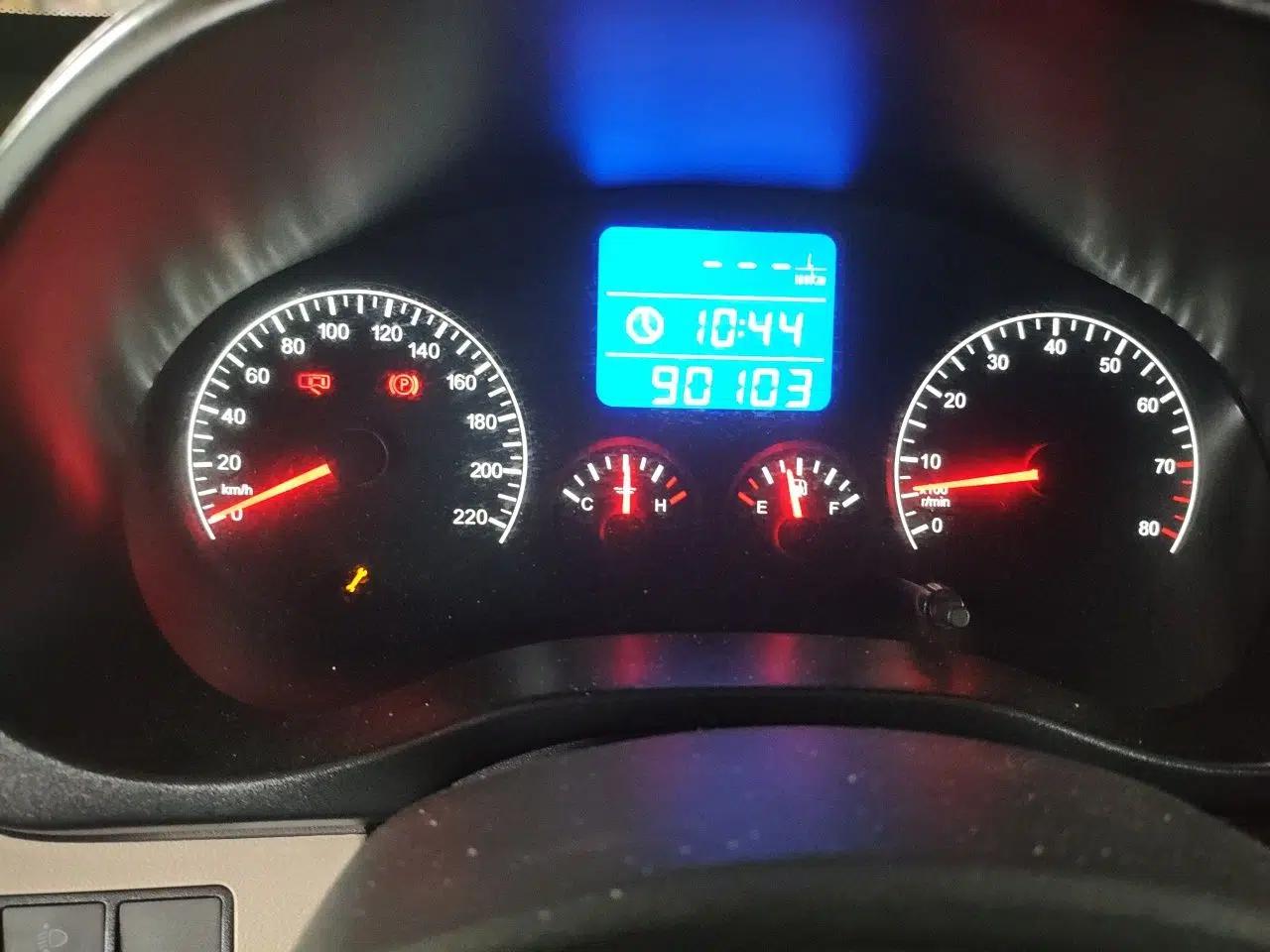 Chery Tiggo 3 2014 1.6L Manual Luxury Edition — миниатюра 11