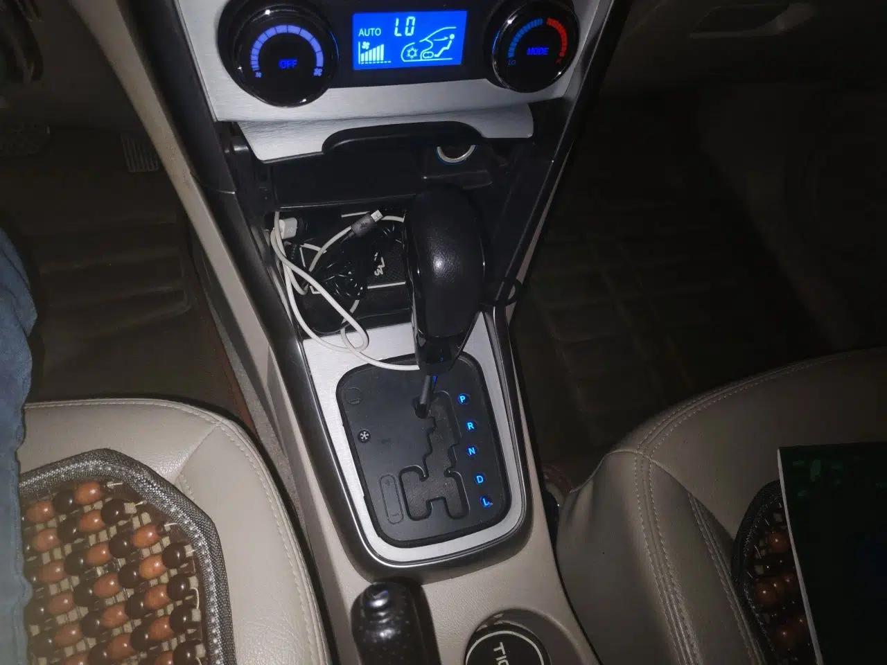 Chery Tiggo 3 2014 1.6L CVT ZhiShang Edition — миниатюра 14