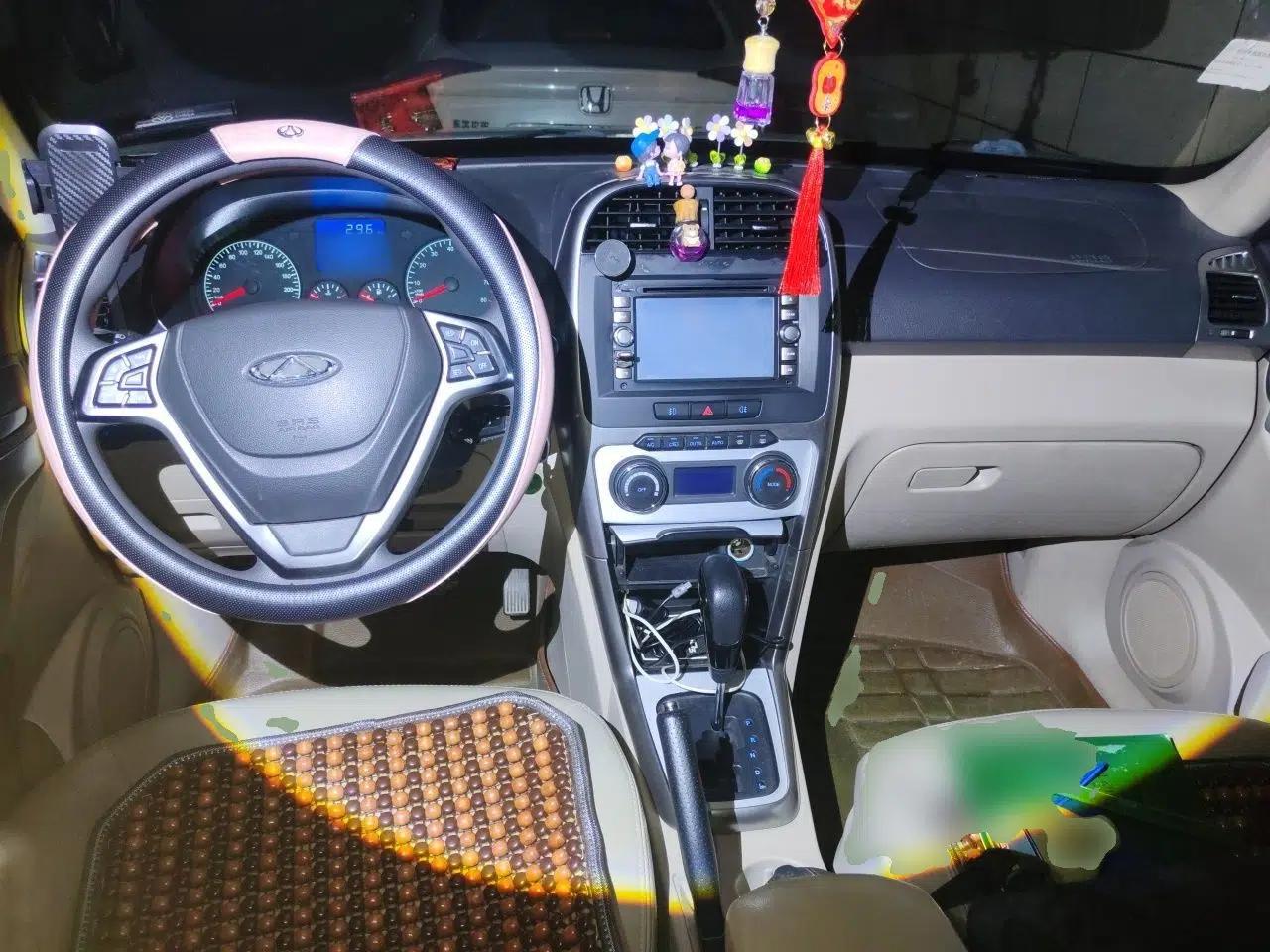 Chery Tiggo 3 2014 1.6L CVT ZhiShang Edition — миниатюра 9
