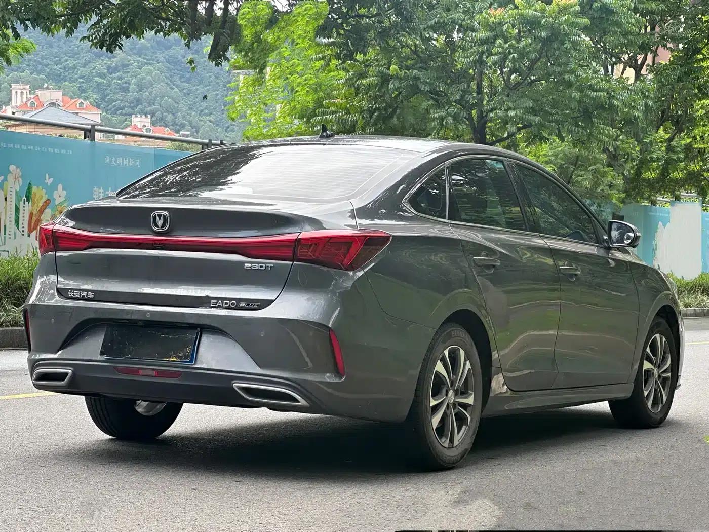 Changan Eado 2023 Enjoy Edition PLUS Blue Whale NE 1.4T GDI DCT Premium Edition — миниатюра 6