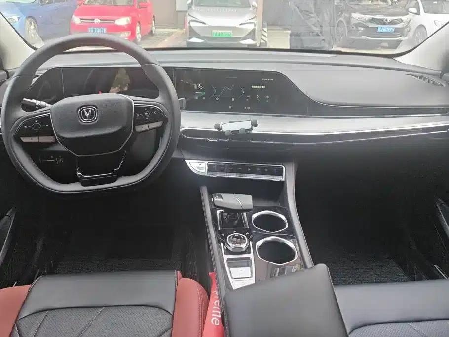 Changan Eado 2023 Enjoy Edition PLUS Blue Whale NE 1.4T GDI DCT Premium Edition — миниатюра 12