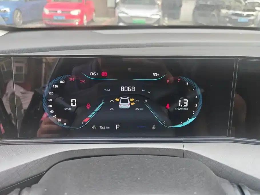 Changan Eado 2023 Enjoy Edition PLUS Blue Whale NE 1.4T GDI DCT Premium Edition — миниатюра 14