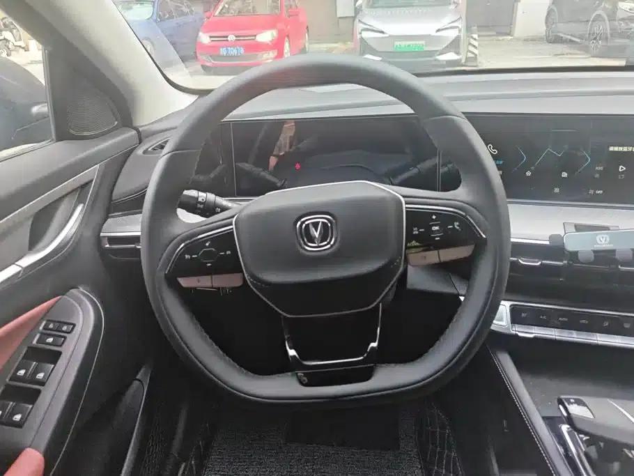 Changan Eado 2023 Enjoy Edition PLUS Blue Whale NE 1.4T GDI DCT Premium Edition — миниатюра 15