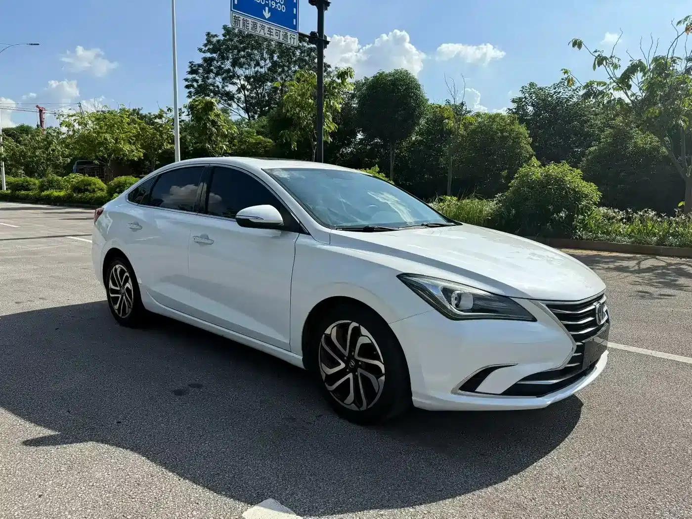 Changan Eado 2018 1.6L GDI Automatic Leading Edition — миниатюра 3