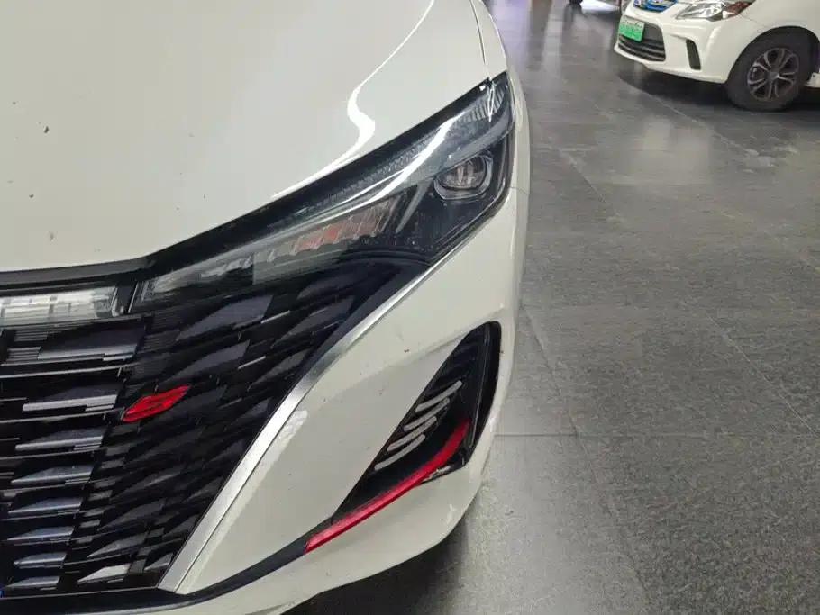 Changan Eado 2023 Enjoy Edition PLUS Blue Whale NE 1.4T GDI DCT Premium Edition — миниатюра 5