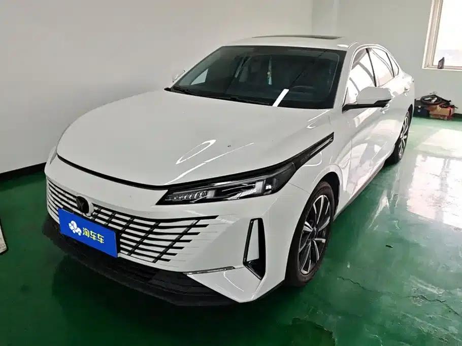 Changan Eado 2025 Blue Whale 1.5T 500Bar Premium Edition — миниатюра 1