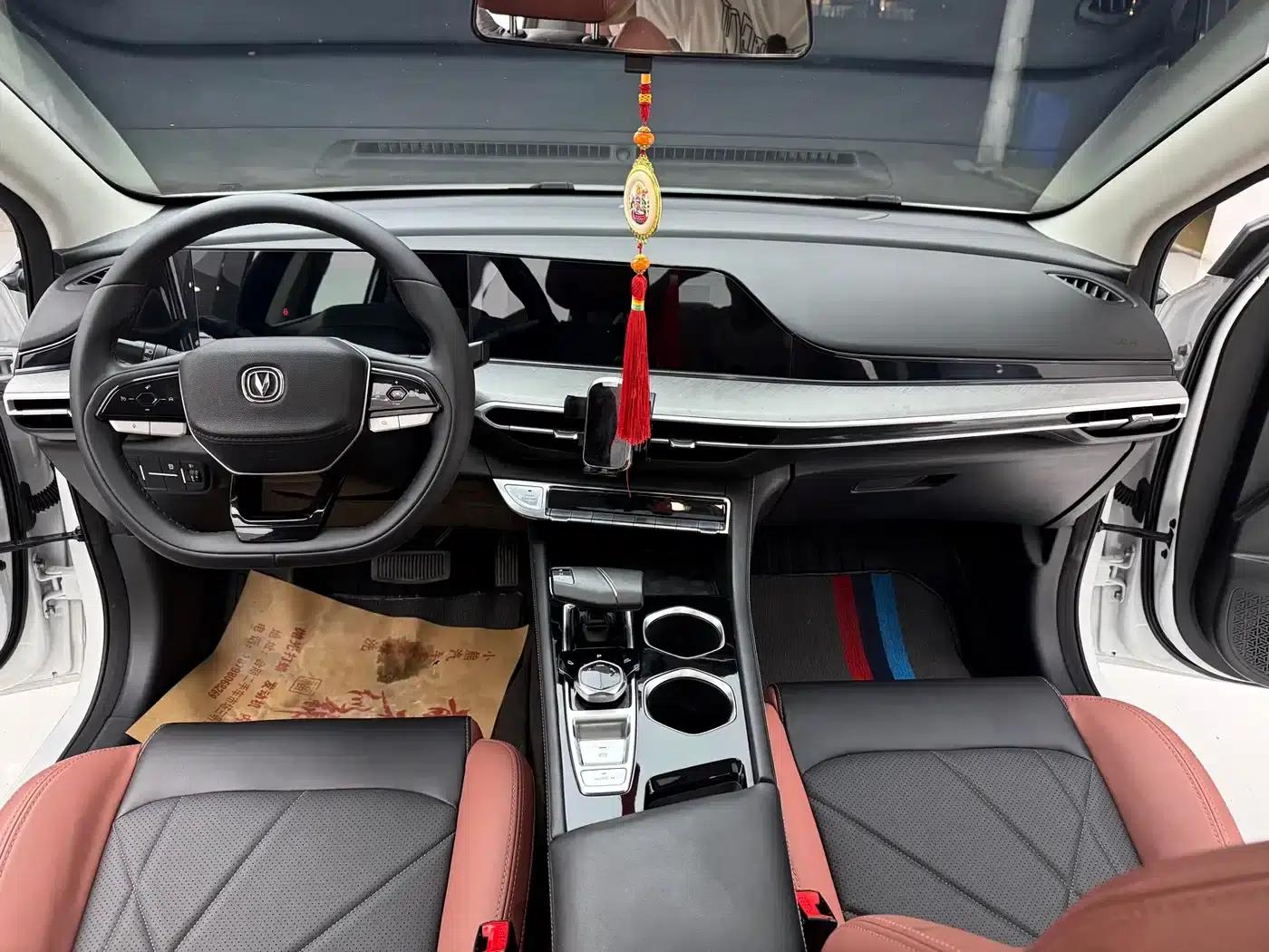 Changan Eado 2025 PLUS 1.4T Dual-Clutch High-Performance Edition — миниатюра 5