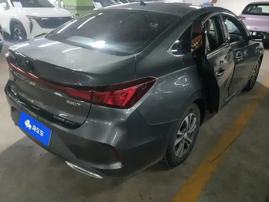 Changan Eado 2023 Enjoy Edition PLUS Blue Whale NE 1.4T GDI DCT Premium Edition — миниатюра 3