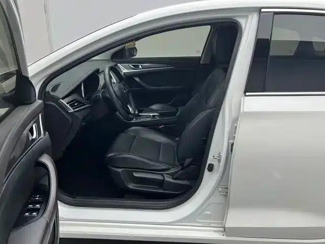Changan Eado 2019 Blue Whale Edition 280T GDI DCT Sporty Model — миниатюра 13