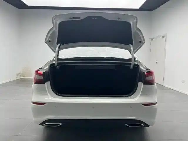 Changan Eado 2019 Blue Whale Edition 280T GDI DCT Sporty Model — миниатюра 18