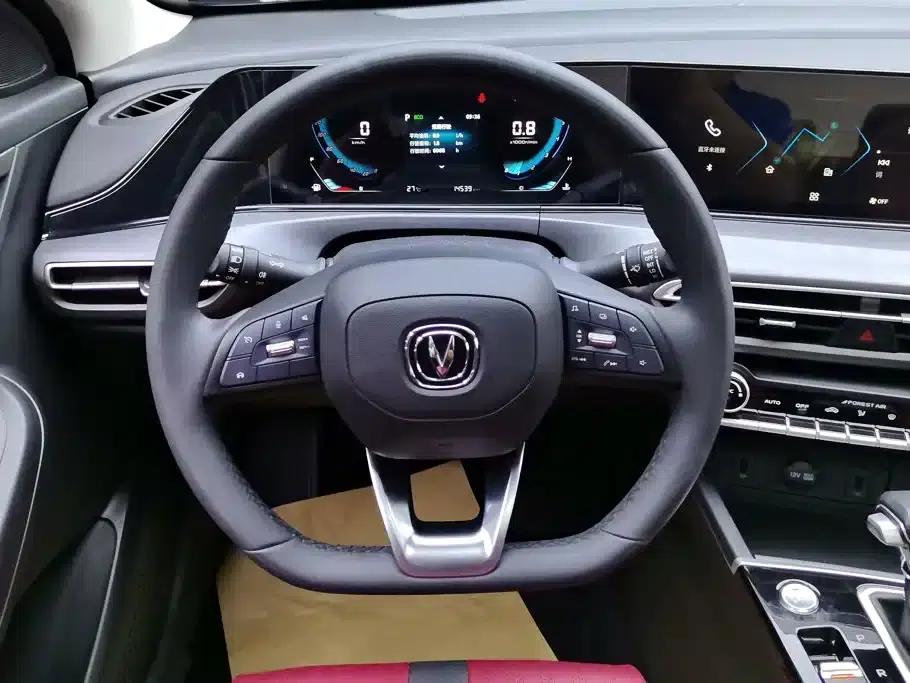 Changan Eado 2021 PLUS Blue Whale NE 1.4T GDI DCT Premium Edition — миниатюра 15