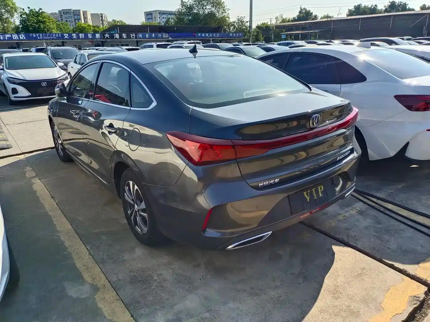 Changan Eado 2022 PLUS Blue Whale NE 1.4T GDI DCT Premium Edition — миниатюра 16