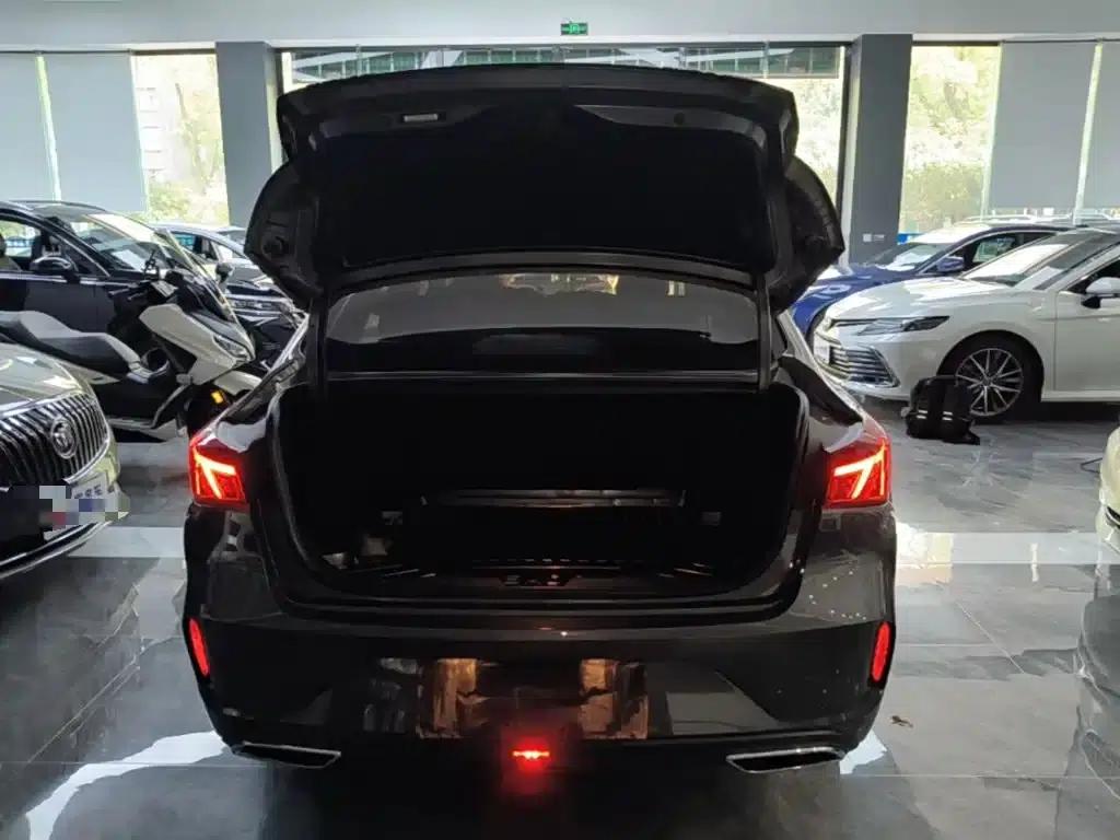 Changan Eado 2025 PLUS 1.4T Dual-Clutch High-Performance Edition — миниатюра 19