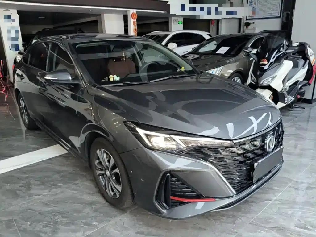Changan Eado 2025 PLUS 1.4T Dual-Clutch High-Performance Edition — миниатюра 4