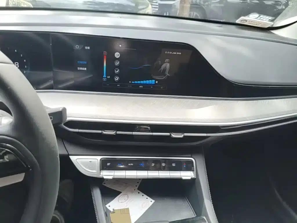 Changan Eado 2022 PLUS Blue Whale NE 1.4T GDI DCT Premium Edition — миниатюра 13
