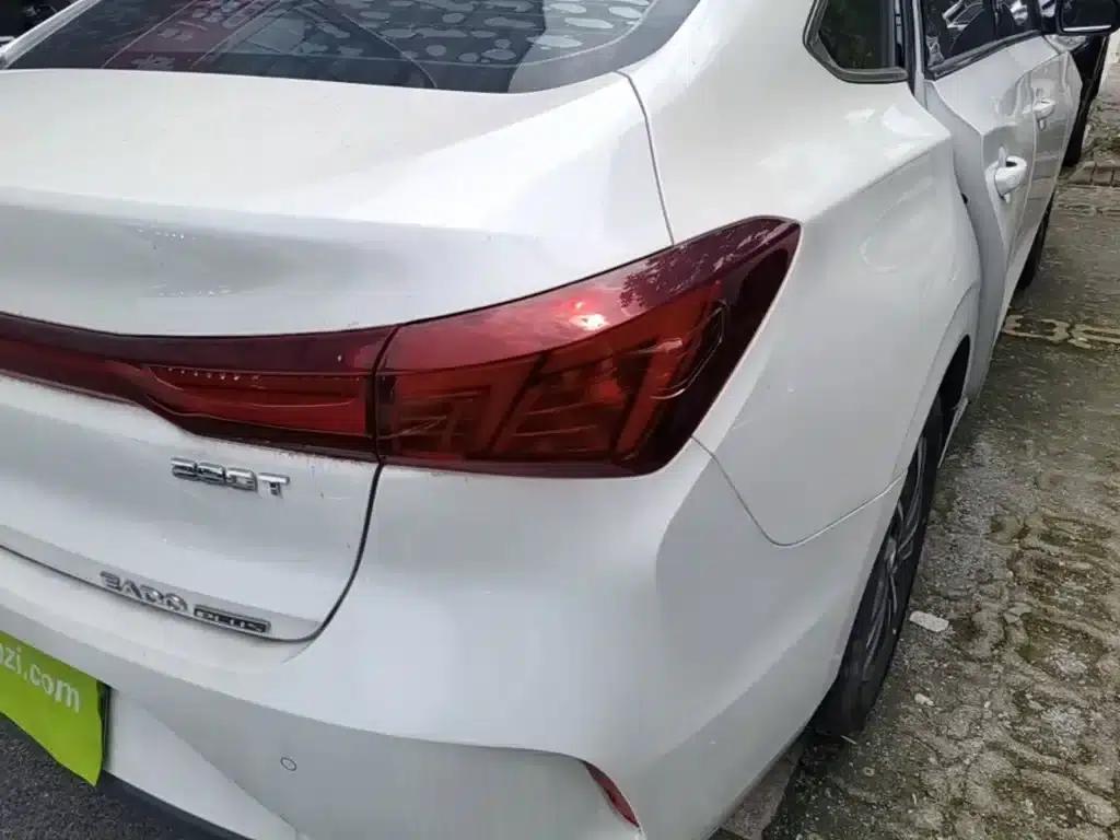 Changan Eado 2022 PLUS Blue Whale NE 1.4T GDI DCT Premium Edition — миниатюра 8