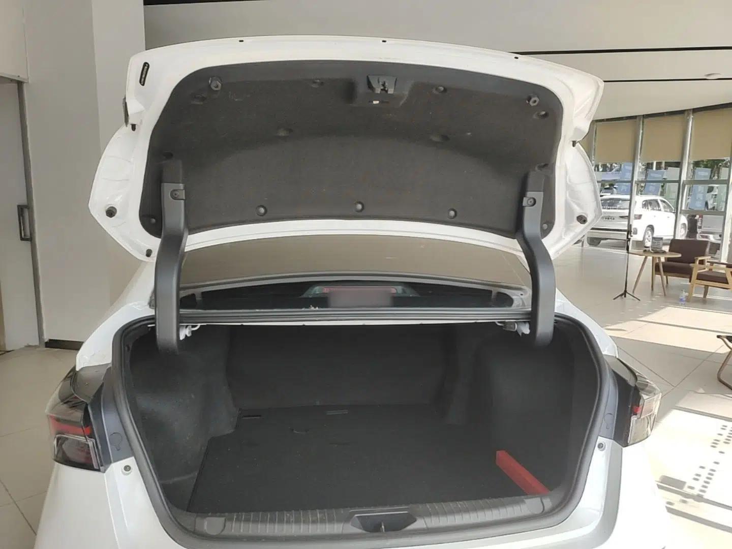Chery Arrizo 5 PLUS 2021 Xiaoze 1.5T CVT Enjoy PLUS — миниатюра 22