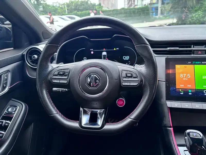 MG6 2021 Pro 1.5T Automatic Trophy Luxury Edition — миниатюра 13