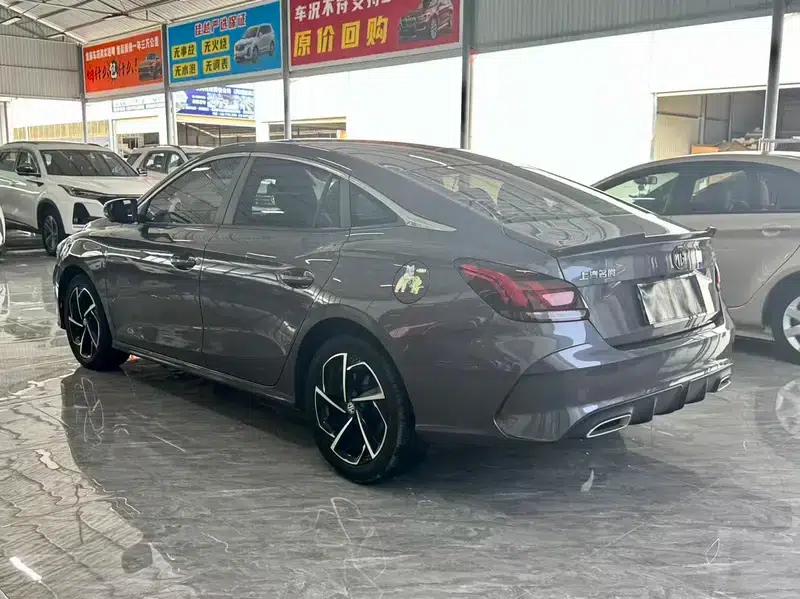 MG5 2021 300TGI DCT Luxury Flagship Edition — миниатюра 4