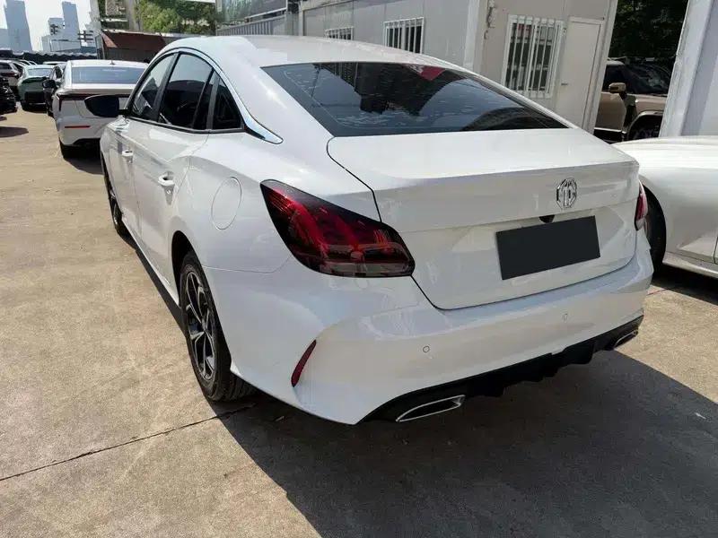 MG5 2021 180DVVT CVT Youth Luxury Edition — миниатюра 4