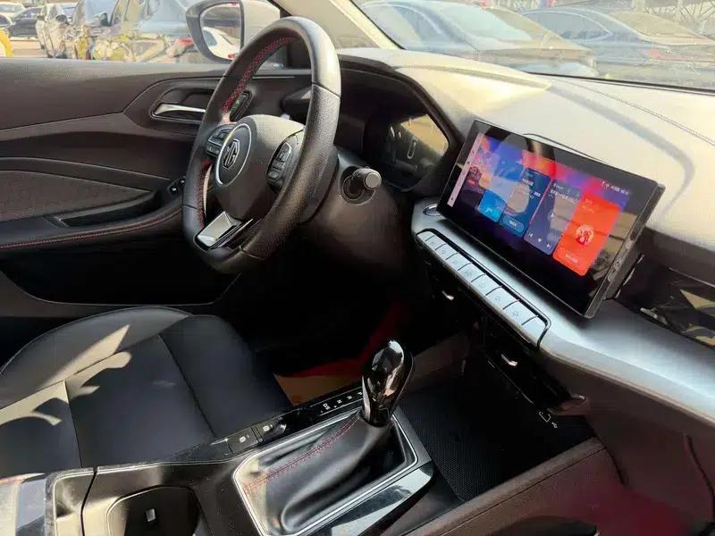 MG5 2021 180DVVT CVT Youth Luxury Edition — миниатюра 7