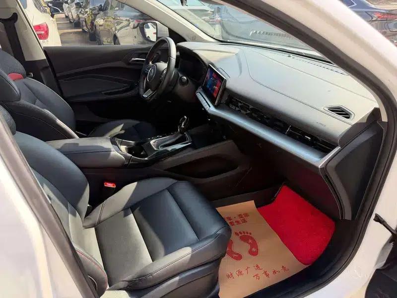 MG5 2021 180DVVT CVT Youth Luxury Edition — миниатюра 9