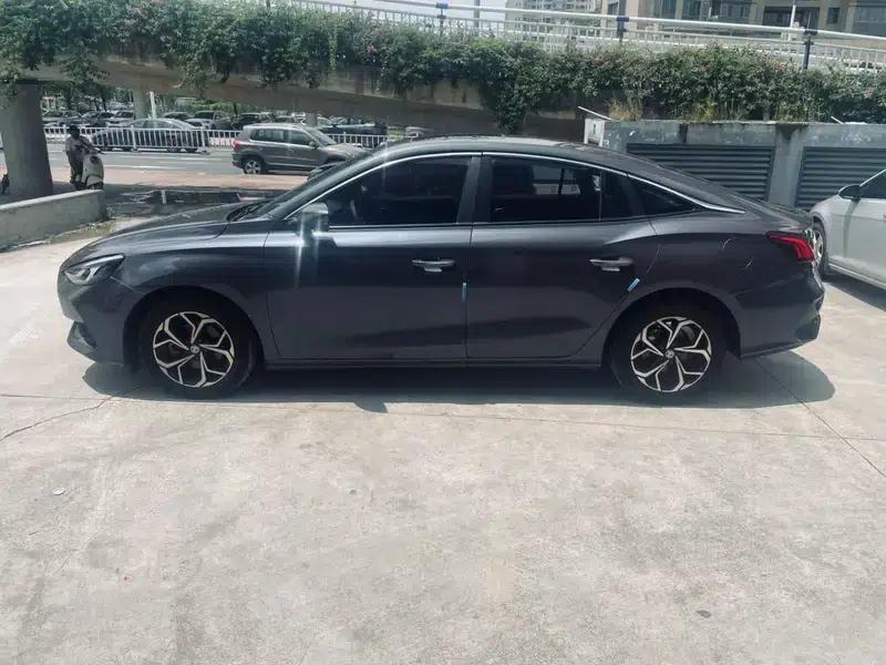 MG5 2021 180DVVT CVT Youth Style Edition — миниатюра 3