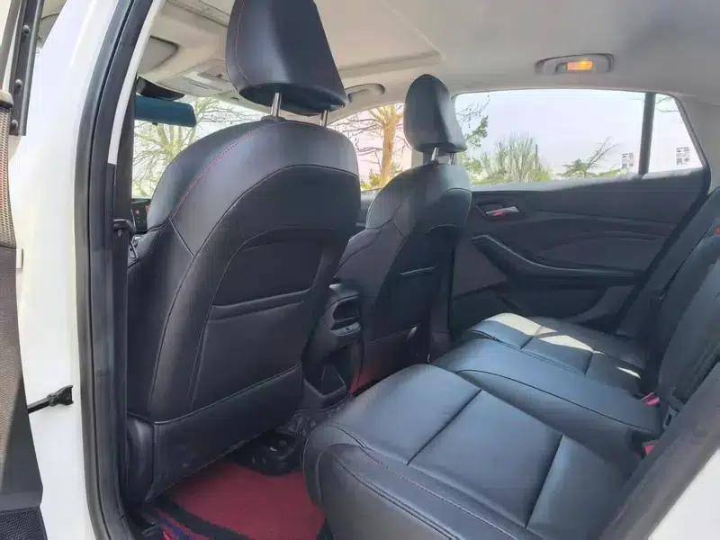 MG5 2021 180DVVT CVT Youth Luxury Edition — миниатюра 9