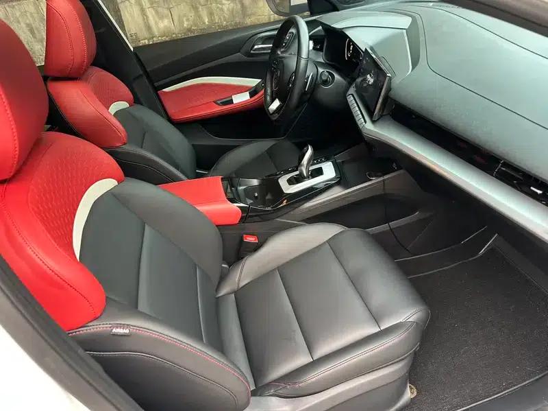 MG5 2021 300TGI DCT Youth Luxury Edition — миниатюра 12