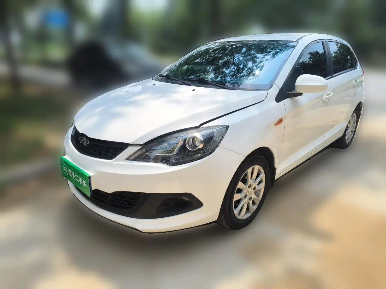 Chery Fengyun 2 2015 1.5L Manual New Edition — миниатюра 1