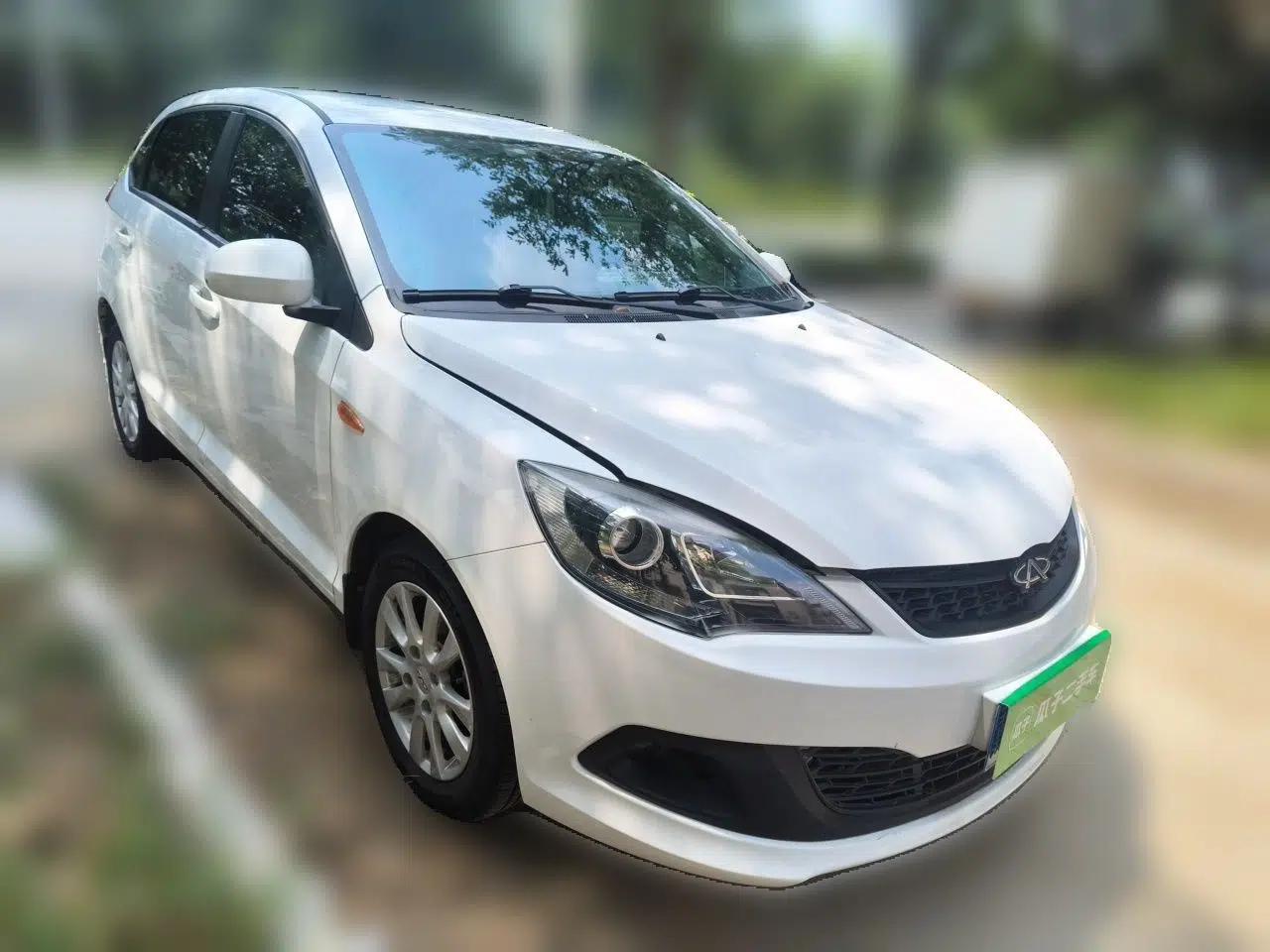Chery Fengyun 2 2015 1.5L Manual New Edition — миниатюра 3