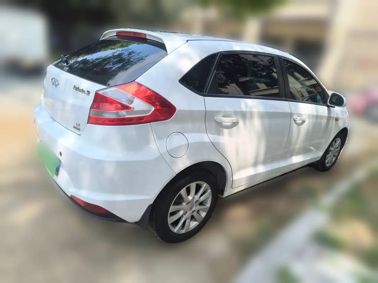 Chery Fengyun 2 2015 1.5L Manual New Edition — миниатюра 6