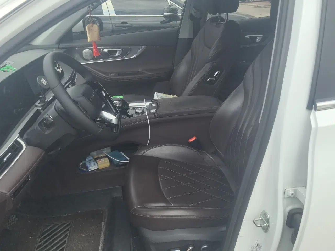 Chery Tiggo 8 PRO New Energy 2023 Champion Edition 1.5T 100km King's Version — миниатюра 15