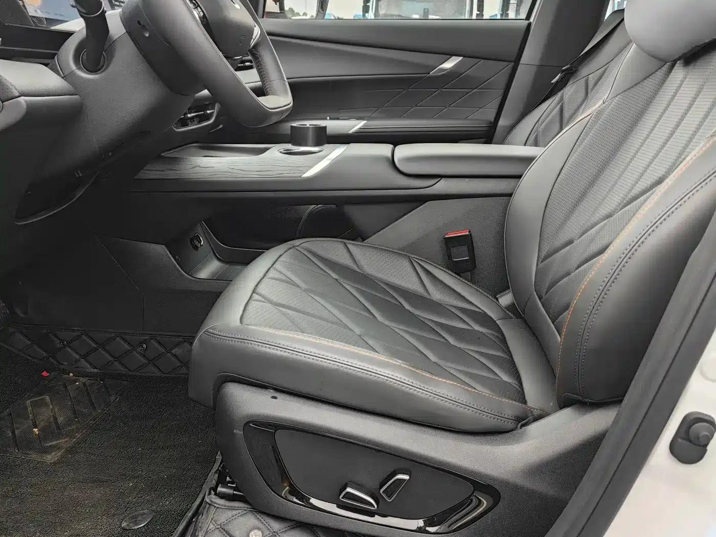 Changan CS75PLUS 2025 Fourth Generation 1.5T New Blue Whale Smart Premium Edition — миниатюра 13