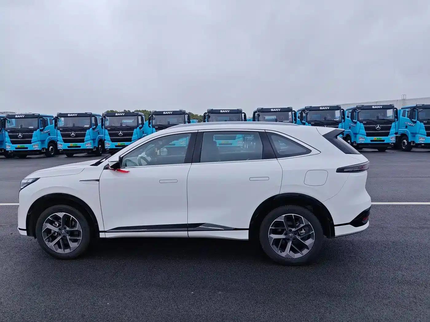 Changan CS75PLUS 2025 Fourth Generation 1.5T New Blue Whale Smart Premium Edition — миниатюра 18