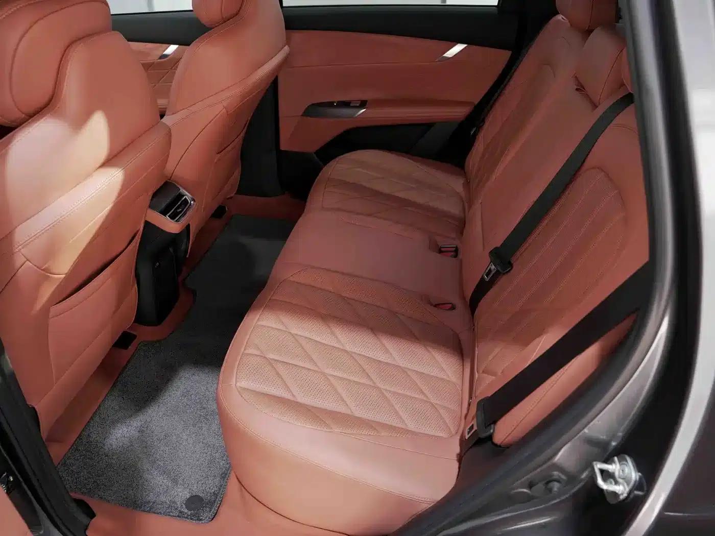 Changan CS75PLUS 2025 Fourth Generation 1.5T New Blue Whale Smart Premium Edition — миниатюра 16