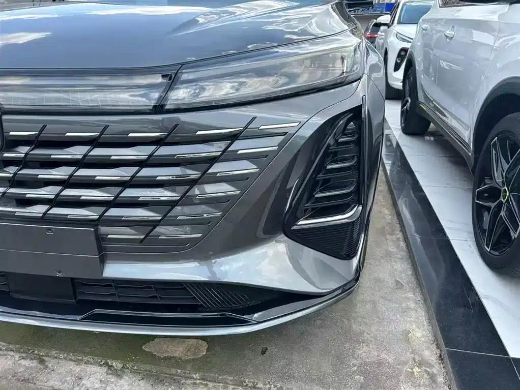 Changan CS75PLUS 2023 Model, Third Generation, 2.0T Automatic Premium Edition — миниатюра 4
