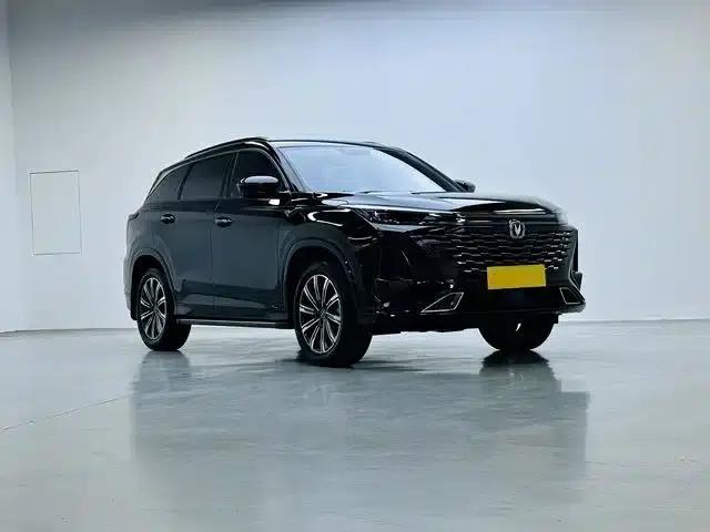 Changan CS75PLUS 2023 Model, Third Generation, 1.5T Automatic Premium Edition — миниатюра 3