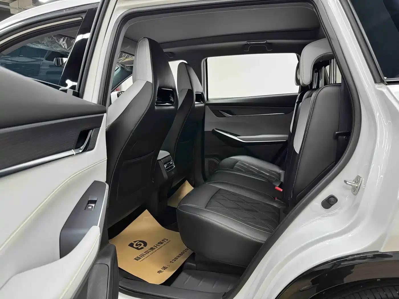 Changan CS75PLUS 2023 Model, Third Generation, 1.5T Automatic Premium Edition — миниатюра 13