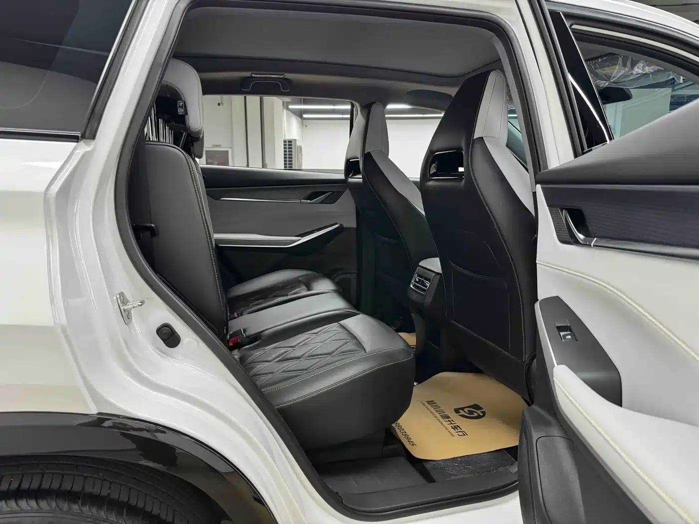 Changan CS75PLUS 2023 Model, Third Generation, 1.5T Automatic Premium Edition — миниатюра 21