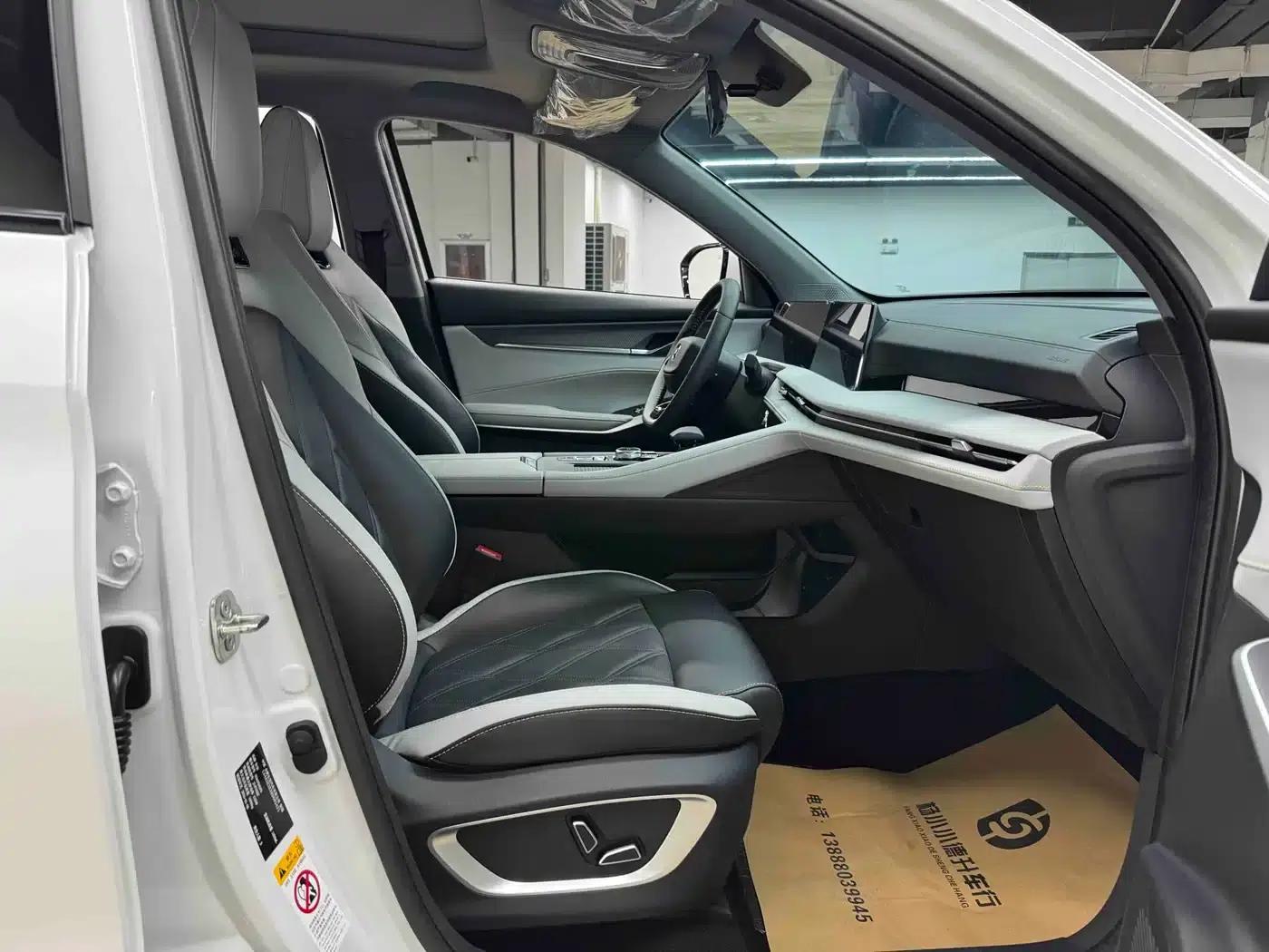 Changan CS75PLUS 2023 Model, Third Generation, 1.5T Automatic Premium Edition — миниатюра 22